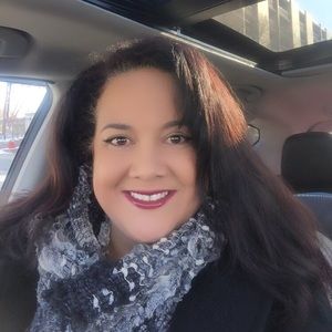 Meet your Posher, Lanette